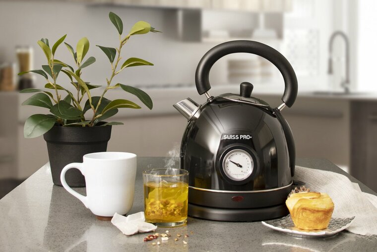 Swiss Pro+ SP-WK2200B | Retro Waterkoker 1.8L | 2200W - Zwart